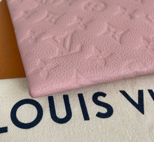 Load image into Gallery viewer, Louis Vuitton daily pouch rose poudre