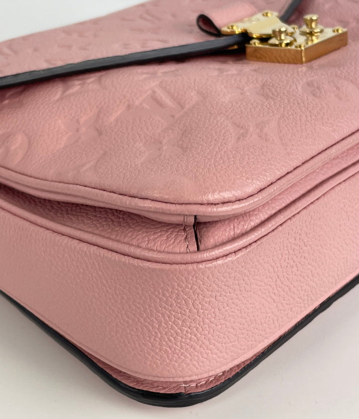 Louis Vuitton Pochette Cle NM Pink Leather ref.178014 - Joli Closet
