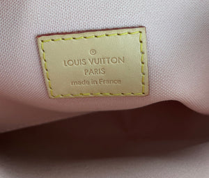 Louis Vuitton croisette in damier azur