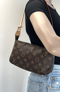 Louis Vuitton pochette accessories in monogram