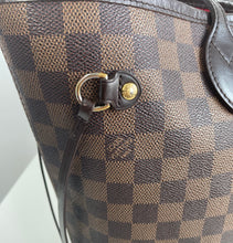 Load image into Gallery viewer, Louis Vuitton Neverfull MM size in damier ebene