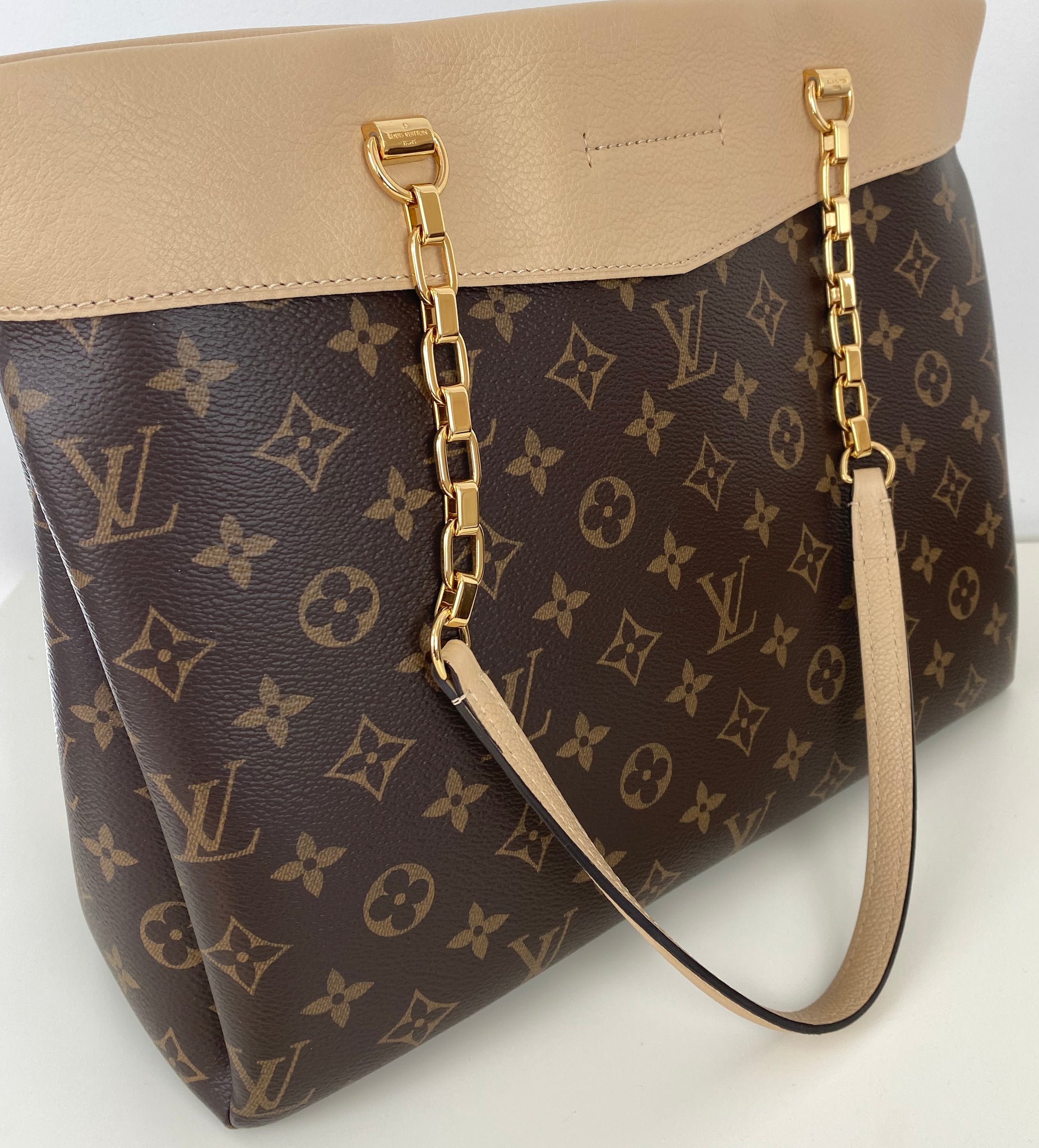 Louis Vuitton pallas chain – Lady Clara's Collection