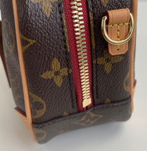 Load image into Gallery viewer, Louis Vuitton deauville mini in monogram