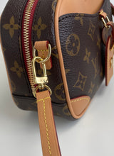 Load image into Gallery viewer, Louis Vuitton deauville mini in monogram