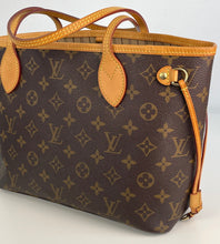 Load image into Gallery viewer, Louis Vuitton neverfull pm in monogram