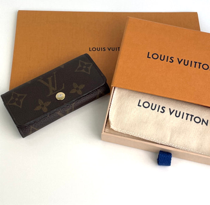 Louis vuitton 4 keyholder in monogram