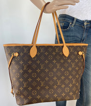Load image into Gallery viewer, Louis Vuitton neverfull MM monogram