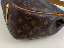 Load image into Gallery viewer, Louis Vuitton galliera PM