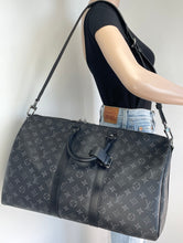 Load image into Gallery viewer, Louis Vuitton keepall 45 monogram eclipse