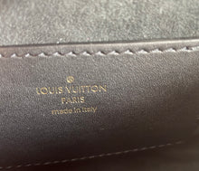 Load image into Gallery viewer, Louis Vuitton new wave multi pochette