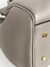 Load image into Gallery viewer, Mulberry belted bayswater in gray