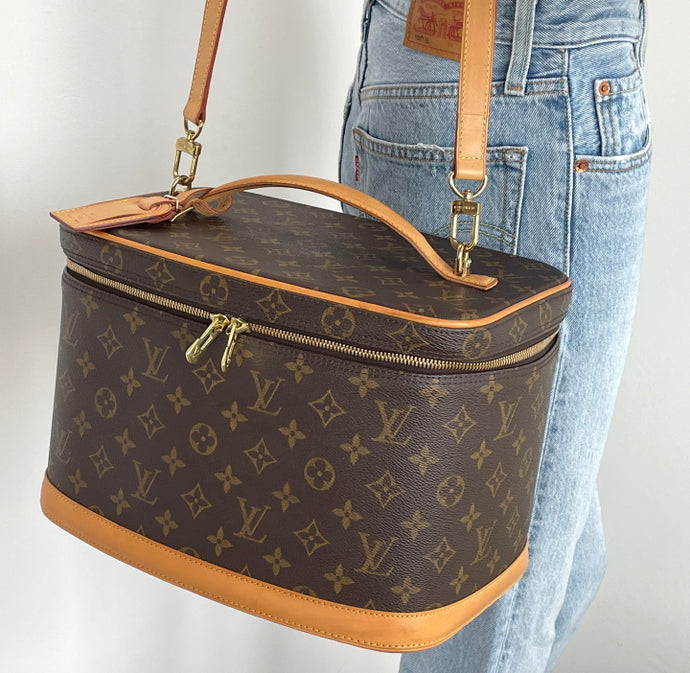 Louis Vuitton new soft Lockit PM shoulderbag – Lady Clara's Collection
