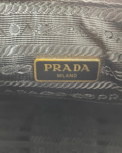 Prada Re-edition 2005 saffiano leather bag