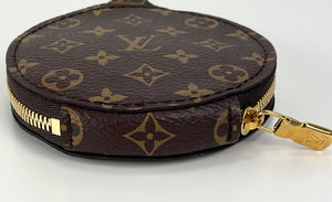 Louis Vuitton round coin purse monogram