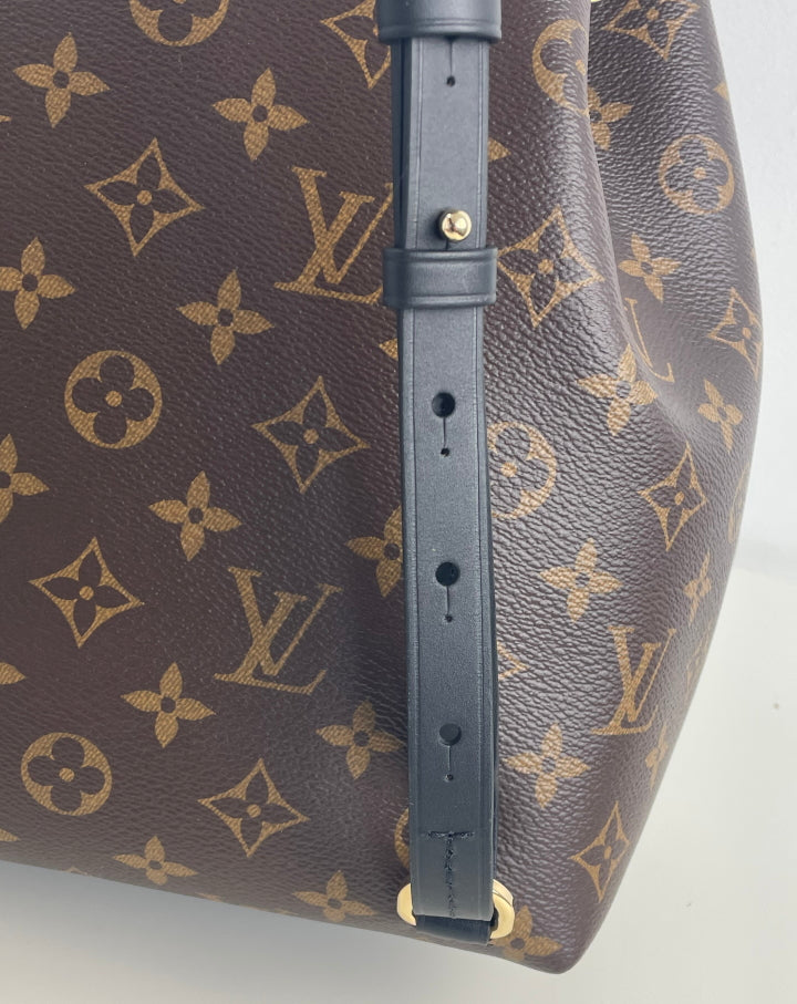 Louis Vuitton montsouris PM black and monogram – Lady Clara's