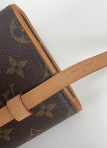 Louis Vuitton pochette florentine