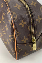 Load image into Gallery viewer, Louis Vuitton toiletry 25 in monogram canvas