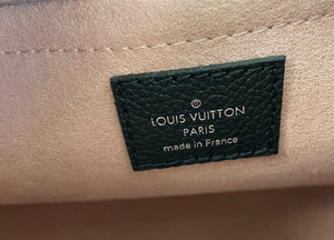 Louis Vuitton Marelle in black epi leather
