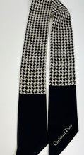 Load image into Gallery viewer, Dior 30 Montaigne scarf