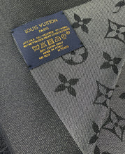 Load image into Gallery viewer, Louis Vuitton monogram shine shawl black/silver