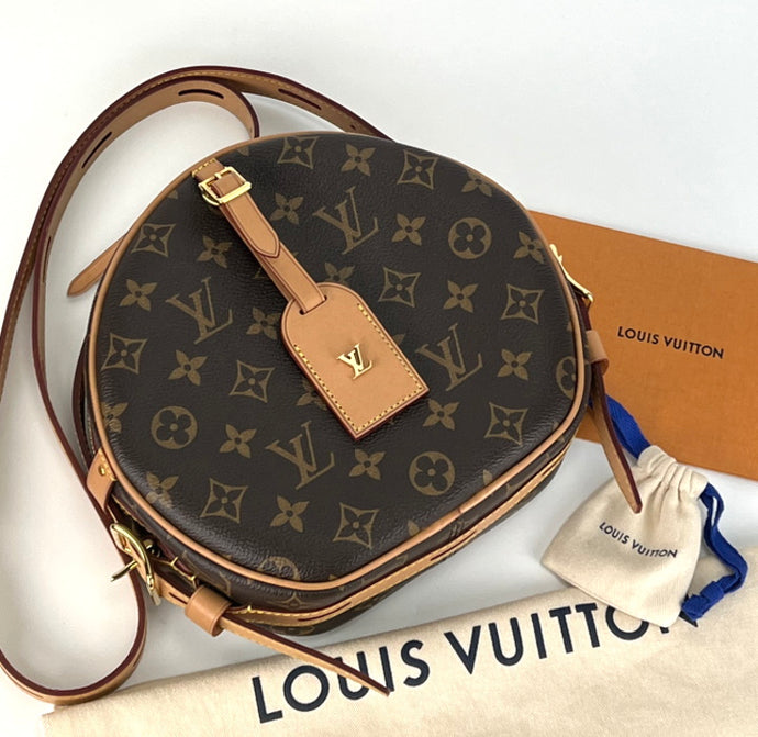 Louis Vuitton Boite Chapeau Souple Bag Monogram Vernis MM