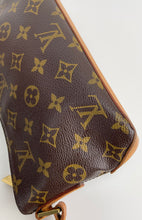 Load image into Gallery viewer, Louis Vuitton Trotteur crossbody