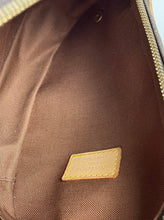 Load image into Gallery viewer, Louis Vuitton pochette gange belt/ waist bag