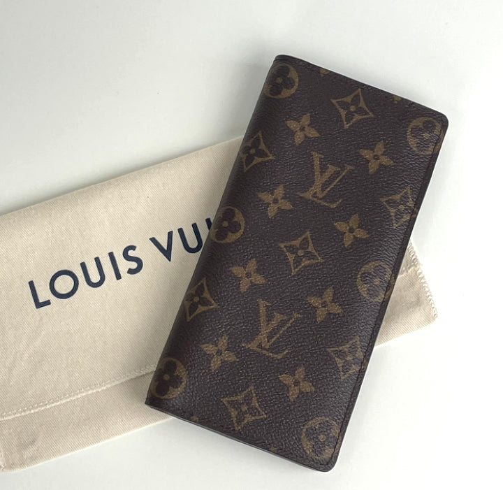 Authentic Louis Vuitton Brazza wallet