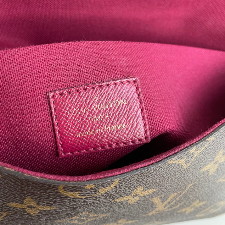 My first felicie pochette. I'm inlove with the pink lining ❤️ : r/ Louisvuitton