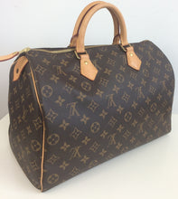 Load image into Gallery viewer, Louis Vuitton speedy 35