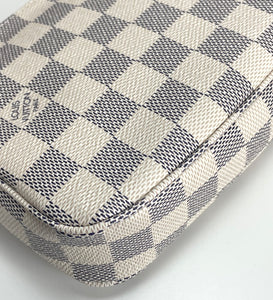Louis Vuitton pochette accessories in damier azur canvas