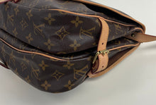 Load image into Gallery viewer, Louis Vuitton Saumur GM 35
