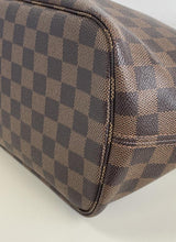 Load image into Gallery viewer, Louis Vuitton neverfull MM in damier ebene
