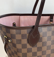 Load image into Gallery viewer, Louis Vuitton neverfull MM in damier ebene