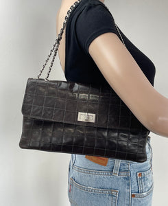 Chanel reissue chocolate bar shoulder bag in dark brown
