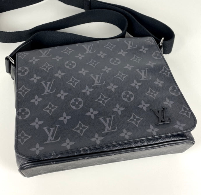 Louis Vuitton District PM monogram eclipse