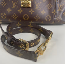 Load image into Gallery viewer, Louis Vuitton metis hobo