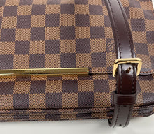 Load image into Gallery viewer, Louis Vuitton Hoxton GM