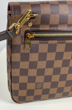 Load image into Gallery viewer, Louis Vuitton Hoxton GM