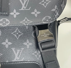 Louis Vuitton messenger PM voyager