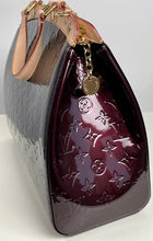 Load image into Gallery viewer, Louis Vuitton brea GM amarante in vernis