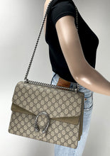 Load image into Gallery viewer, Gucci dionysus supreme GG medium shoulder bag