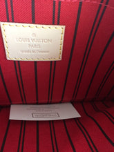 Load image into Gallery viewer, Louis Vuitton pochette monogram