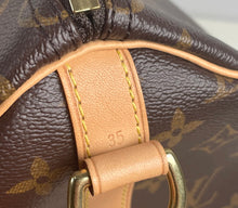 Load image into Gallery viewer, Louis Vuitton Speedy 35 bandouliere in monogram