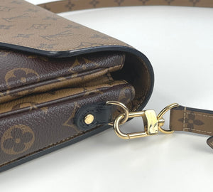 Louis Vuitton pochette metis in monogram reverse canvas