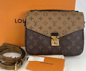 Louis Vuitton pochette metis in monogram reverse canvas