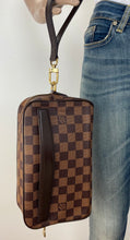 Load image into Gallery viewer, Louis Vuitton saint paul pochette in damier