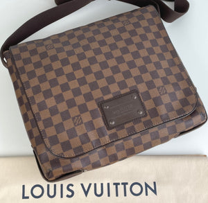 Louis Vuitton Brooklyn MM in damier ebene