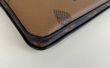 Load image into Gallery viewer, Louis Vuitton double zip pochette giant reverse and monogram