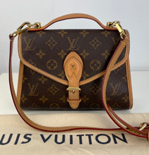 Load image into Gallery viewer, Louis Vuitton ivy in monogram